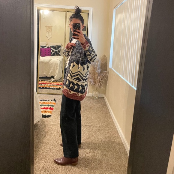 LF Brand oversized cardigan sweater - Picture 6 of 6